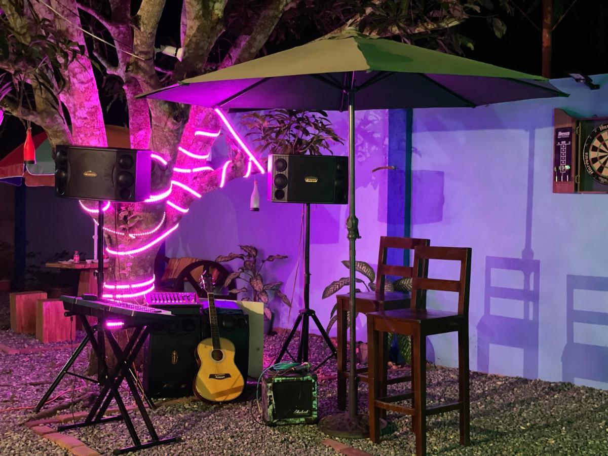 Blue Summer Suites & Restaurant Bingag Bagian luar foto